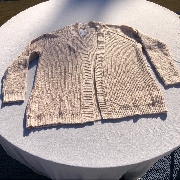 Retrology Sweaters - NWT retrology oatmeal heathered open face cardigan size 2X